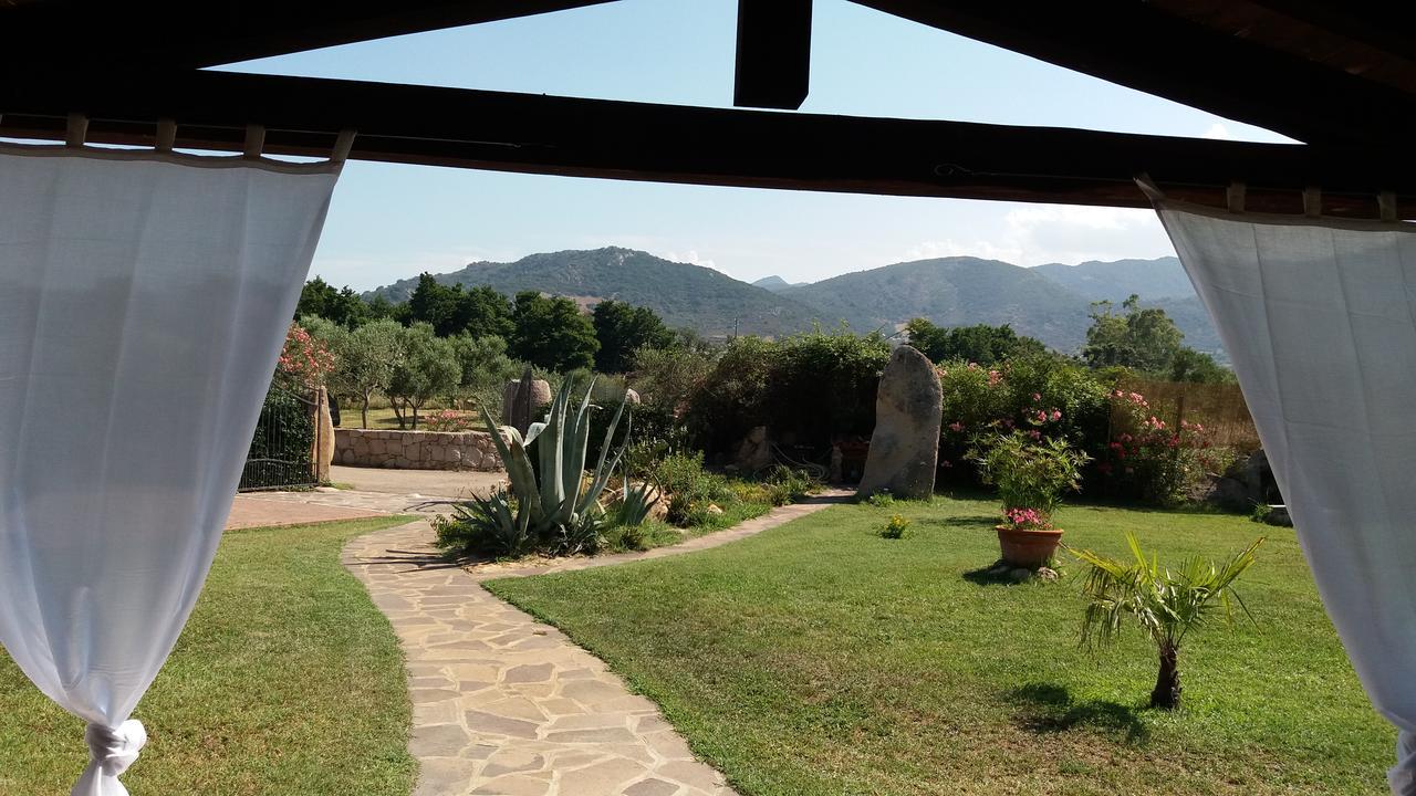 Settimo Cielo Bed & Breakfast San Teodoro  Luaran gambar